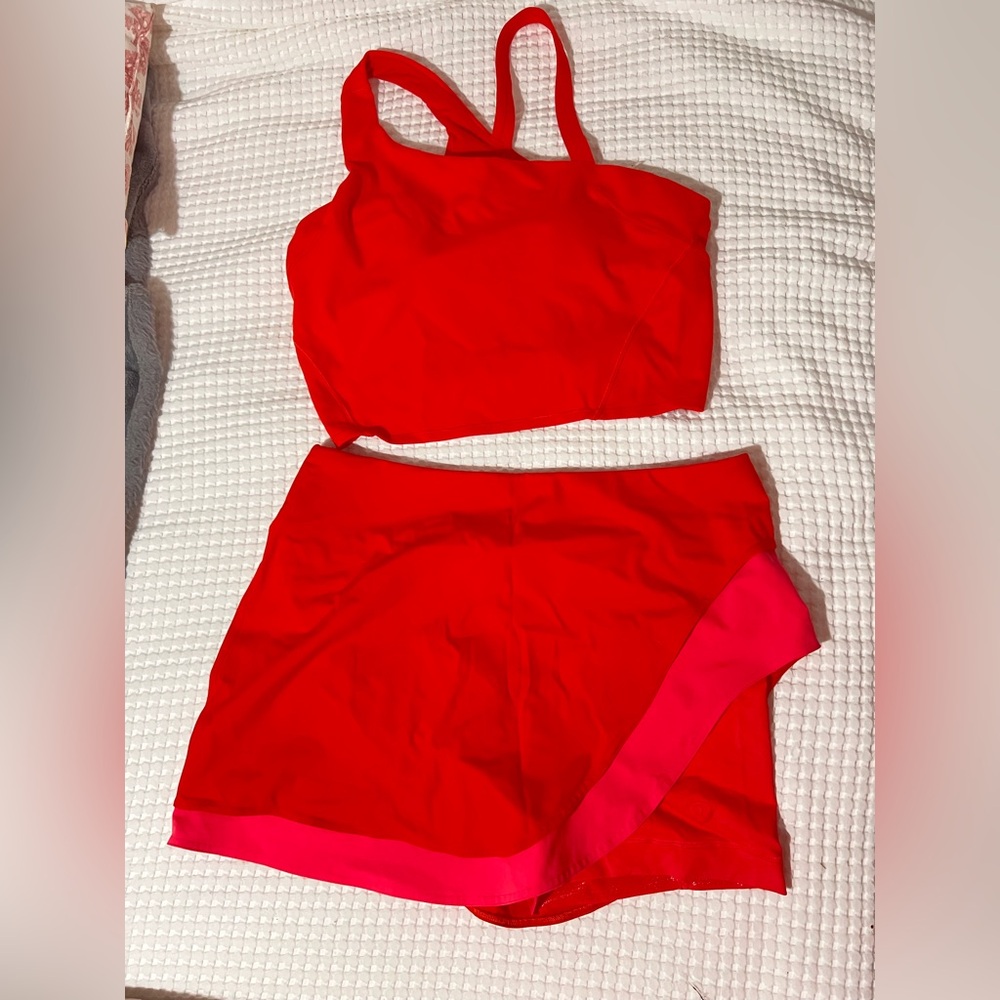 Lululemon asymmetrical skirt and everlux tank